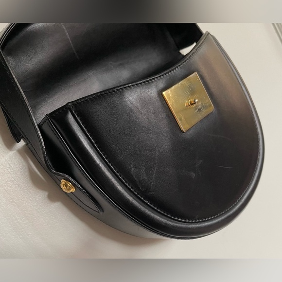 Ferragamo Small Black Shoulder bag - w/ COA - Picture 7 of 15